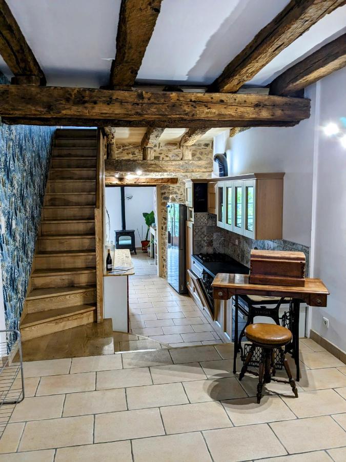 Le Quatorze, Au Coeur De Najac Vila Exterior foto