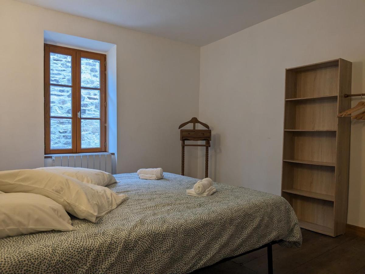 Le Quatorze, Au Coeur De Najac Vila Exterior foto